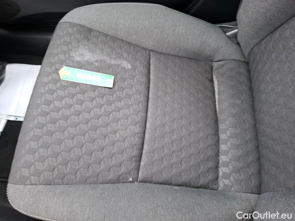  Toyota  Yaris  Hybride Affaires  2019  5P  Berline 15 Hybride 116h France Business #18