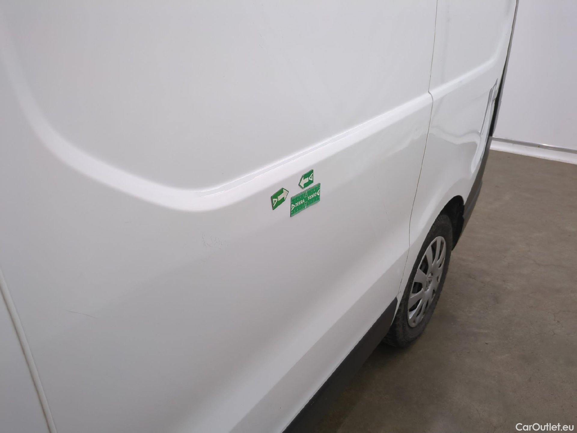  Renault  Trafic RENAULT  / 2019 / 4P / Fourgon tole FG GCF L1H1 1000 dCi 120 #31