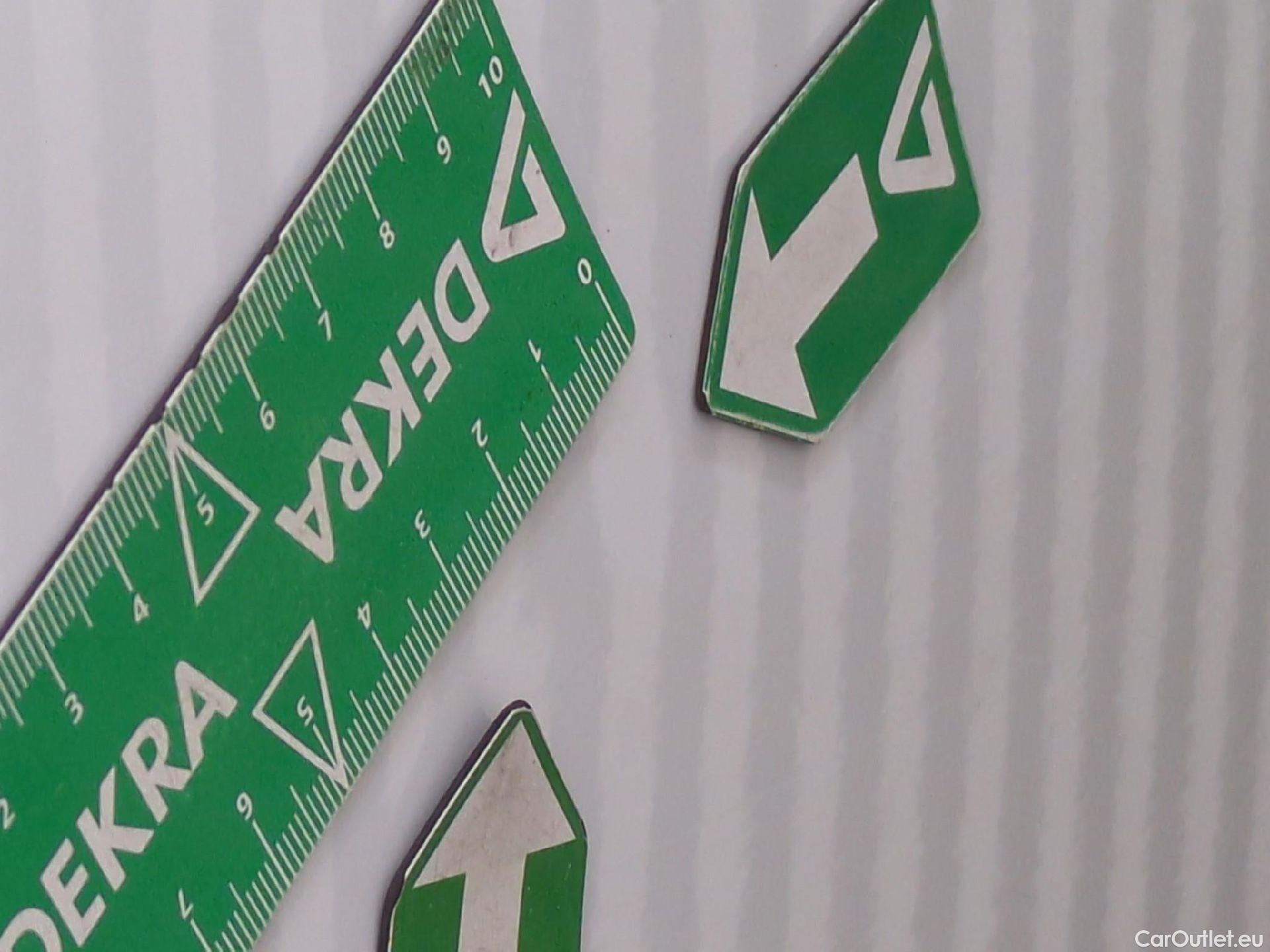  Renault  Trafic RENAULT  / 2019 / 4P / Fourgon tole FG GCF L1H1 1000 dCi 120 #16