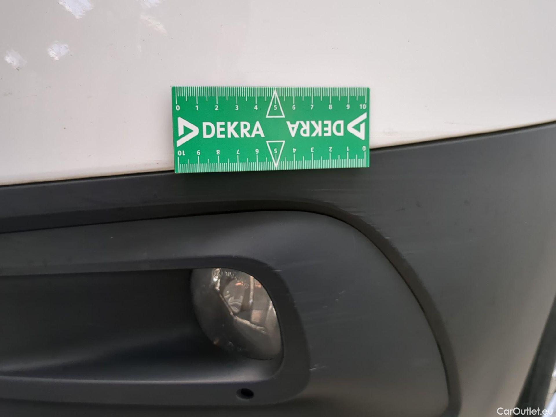  Toyota  Proace  City / 2019 / 4P / Fourgonnette 1.5 Medium 100 D-4D Business
 #46