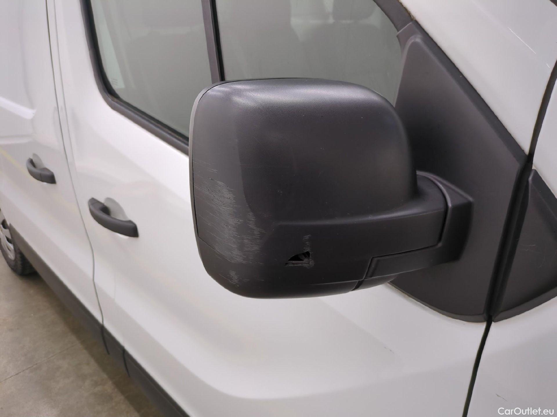  Renault  Trafic RENAULT  / 2019 / 4P / Fourgon tole FG GCF L1H1 1000 dCi 120 #10