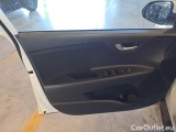  KIA  STONIC KIA  / 2017 / 5P / SUV 1.2 DPI STYLE #81