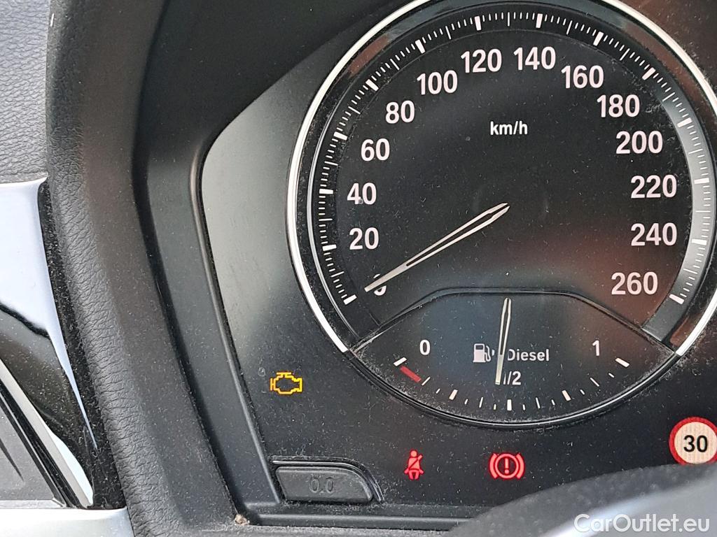  Bmw  X1 BMW  / 2019 / 5P / todoterreno sDrive18d #23