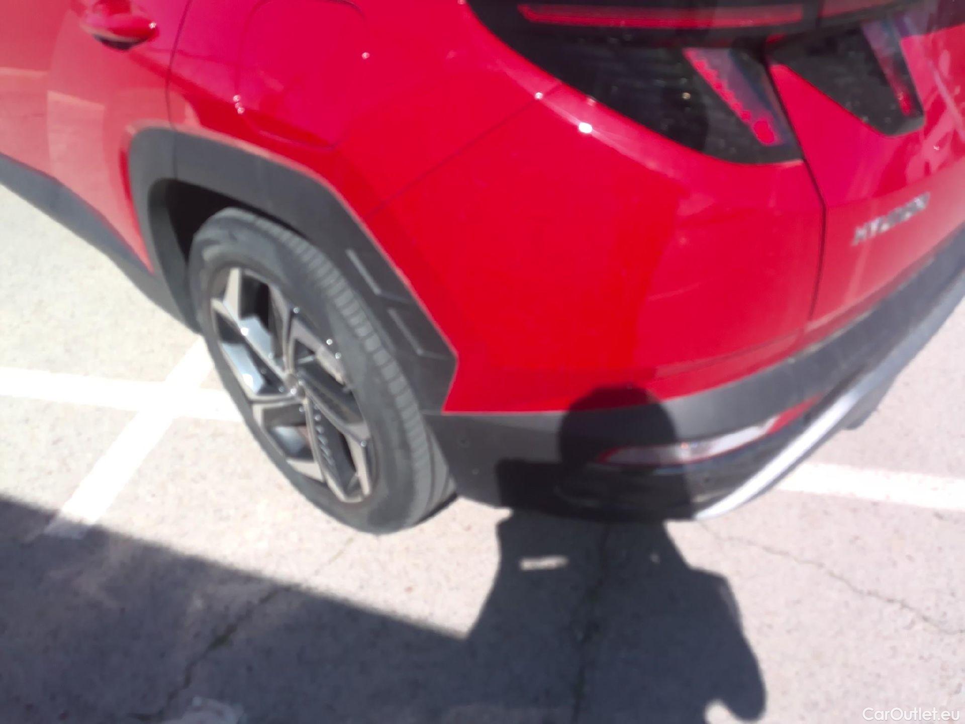  Hyundai  Tucson HYUNDAI  / 2020 / 5P / todoterreno 1.6 TGDI PHEV 195kW Style Auto 4x4 #12