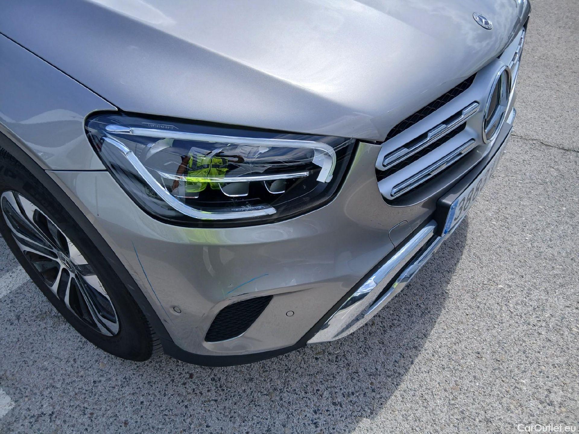  Mercedes  G-Klasee MERCEDES-BENZ Clase GLC / 2019 / 5P / todoterreno GLC 300 e 4MATIC #4