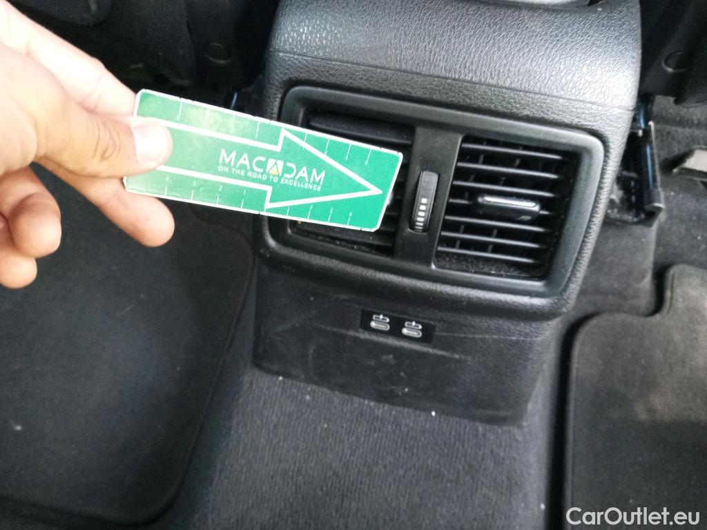  Bmw  X1 BMW  / 2019 / 5P / todoterreno sDrive18d #8