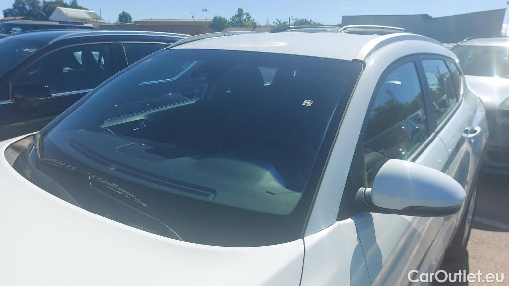  Hyundai  Tucson HYUNDAI  / 2018 / 5P / todoterreno 1.6 CRDI 85kW (116CV) 48V SLE 4X2(SP)(SL) #1