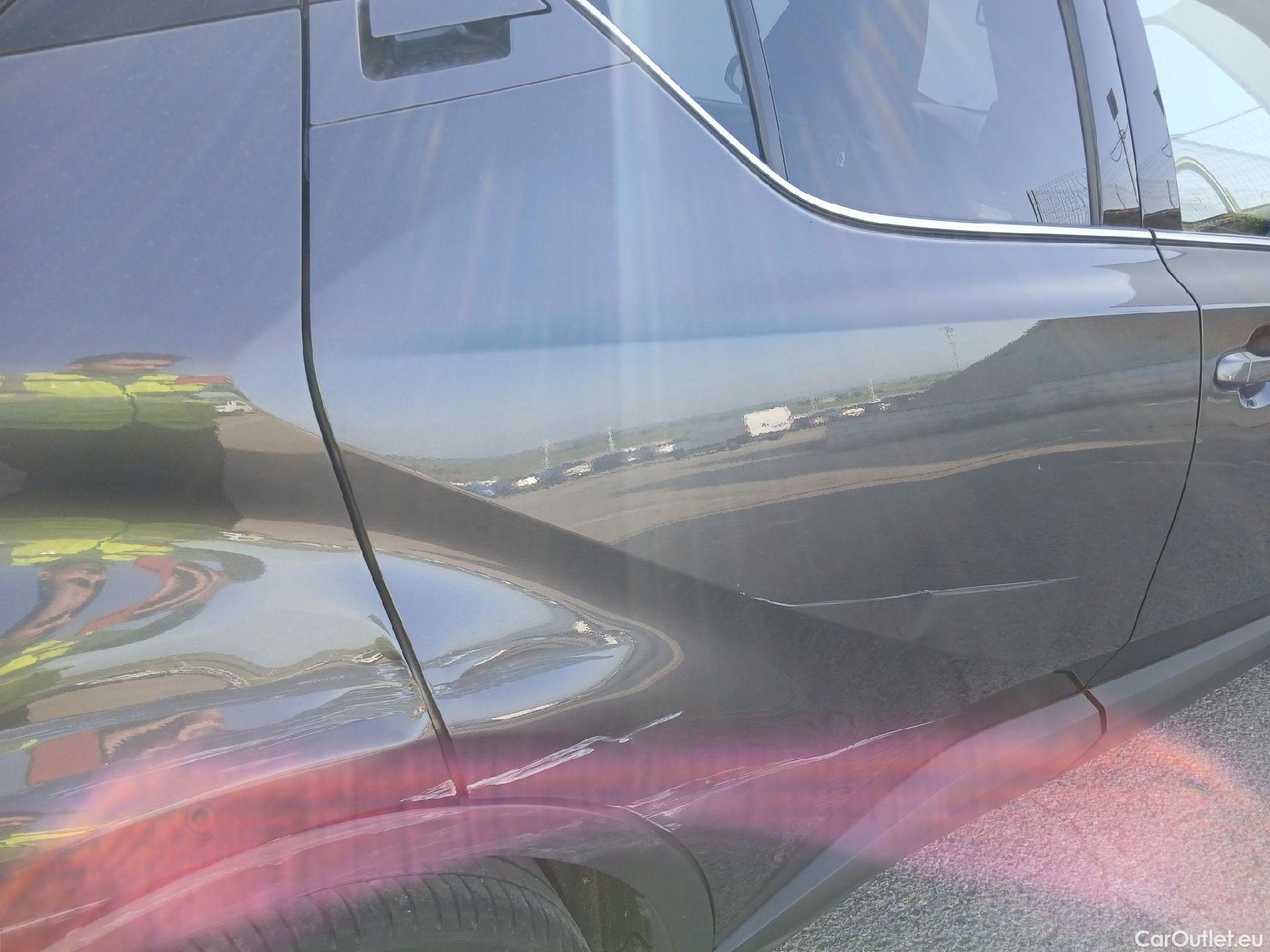 Toyota  C-HR TOYOTA  / 2019 / 5P / todoterreno 1.8 125H Advance #30
