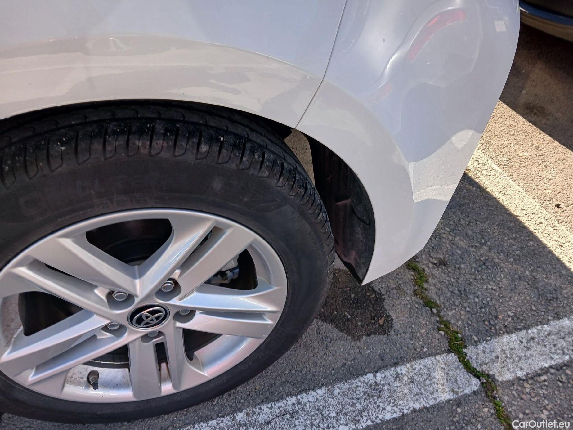  Toyota  Corolla TOYOTA  1.8 125H ACTIVE TECH E-CVT #7