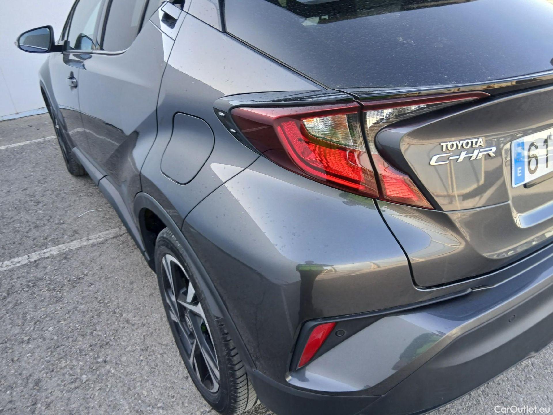  Toyota  C-HR TOYOTA  / 2019 / 5P / todoterreno 1.8 125H Advance #17