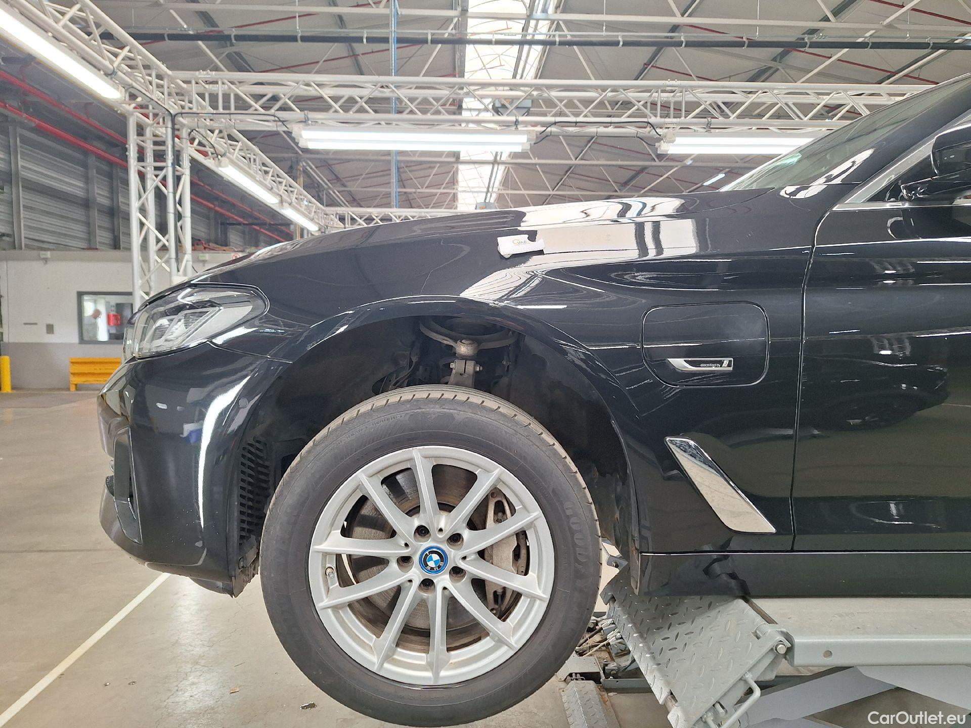  Bmw  Serie 5 BMW, 5-serie FL'20 PHEV, BMW 5 Reeks Berline 545e xDrive 4d #9