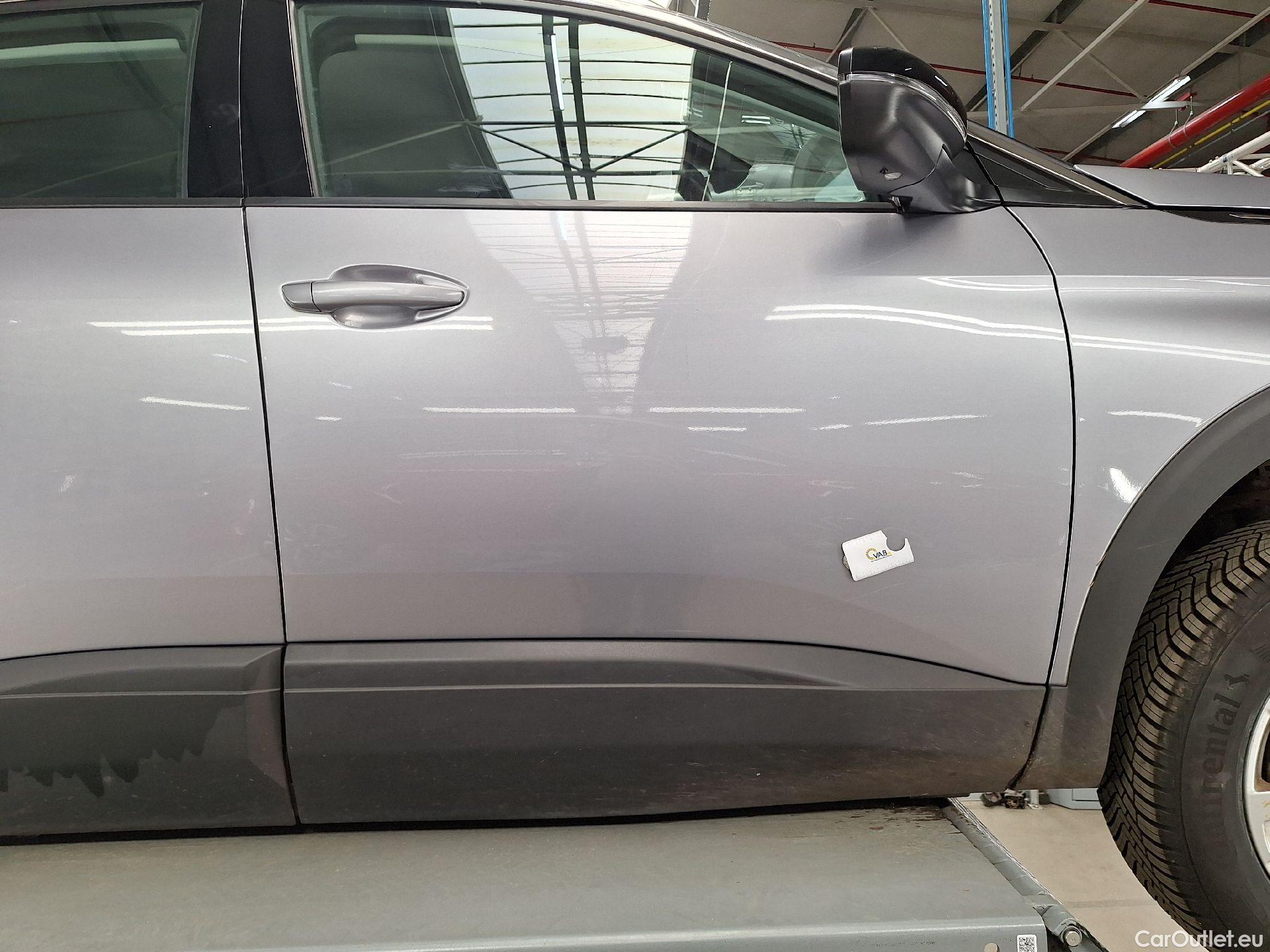  Peugeot  3008 Peugeot,  FL'20, Peugeot  1.2 PureTech 96kW S&S Active Pack 5d #30