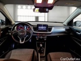  KIA  STONIC KIA  / 2017 / 5P / SUV 1.0 T-GDI 74KW MHEV URBAN #3