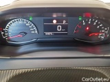  Peugeot  2008 PEUGEOT  / 2019 / 5P / CROSSOVER BLUEHDI 130 EAT8 ALLURE S/S AUT. #4