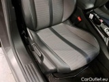  Peugeot  2008 PEUGEOT  / 2019 / 5P / CROSSOVER BLUEHDI 130 EAT8 ALLURE S/S AUT. #14
