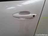  Peugeot  3008 PEUGEOT  / 2020 / 5P / SUV BLUEHDI 130 SeS ACTIVE BUSINESS #109
