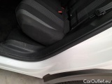  Peugeot  3008 PEUGEOT  / 2020 / 5P / SUV BLUEHDI 130 SeS ACTIVE BUSINESS #181