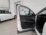  Peugeot  3008 PEUGEOT  / 2020 / 5P / SUV BLUEHDI 130 SeS ACTIVE BUSINESS #189