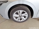  Volkswagen  Golf  VOLKSWAGEN VARIANT / 2019 / 5P / STATION WAGON 2.0 TDI SCR 85KW LIFE DSG #98