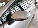  Volkswagen  Golf  VOLKSWAGEN VARIANT / 2019 / 5P / STATION WAGON 2.0 TDI SCR 85KW LIFE DSG #101
