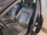  Volkswagen  Passat VOLKSWAGEN  / 2019 / 5P / STATION WAGON VAR.2.0 TDI SCR EVO 110KW EXEC. BMT DSG #14