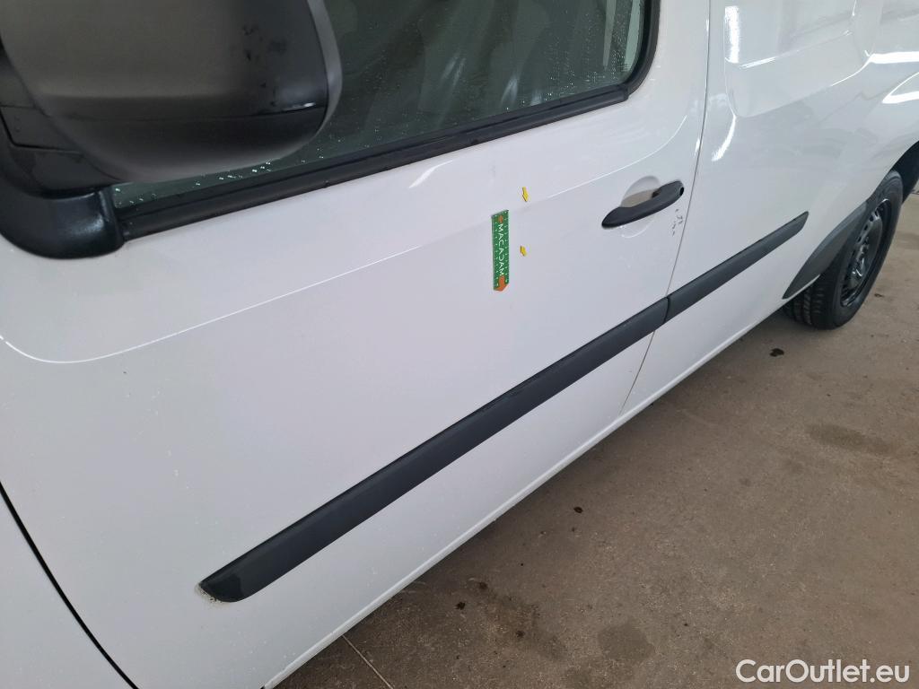  Renault  Kangoo  II Express Maxi Extra (Série Spéciale) 1.5 dCi 95CV BVM6 E6dT #32
