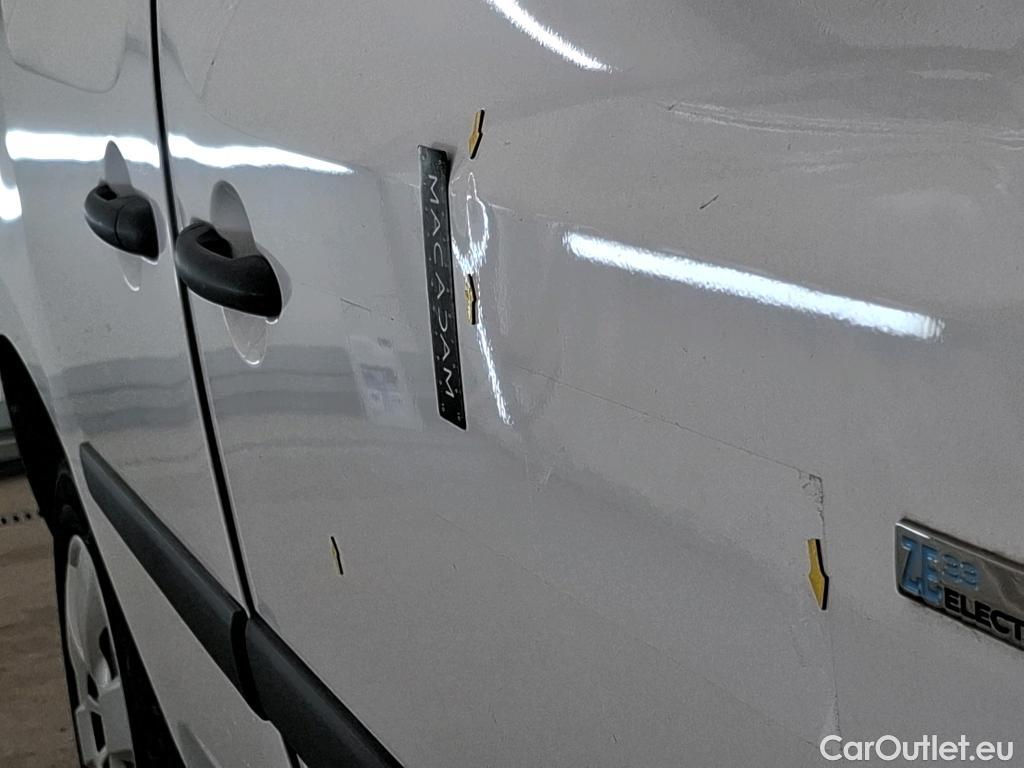  Renault  Kangoo RENAULT  Express / 2013 / 3P / Fourgonnette Electric ExtraRLink Achat Integral - 19 #10