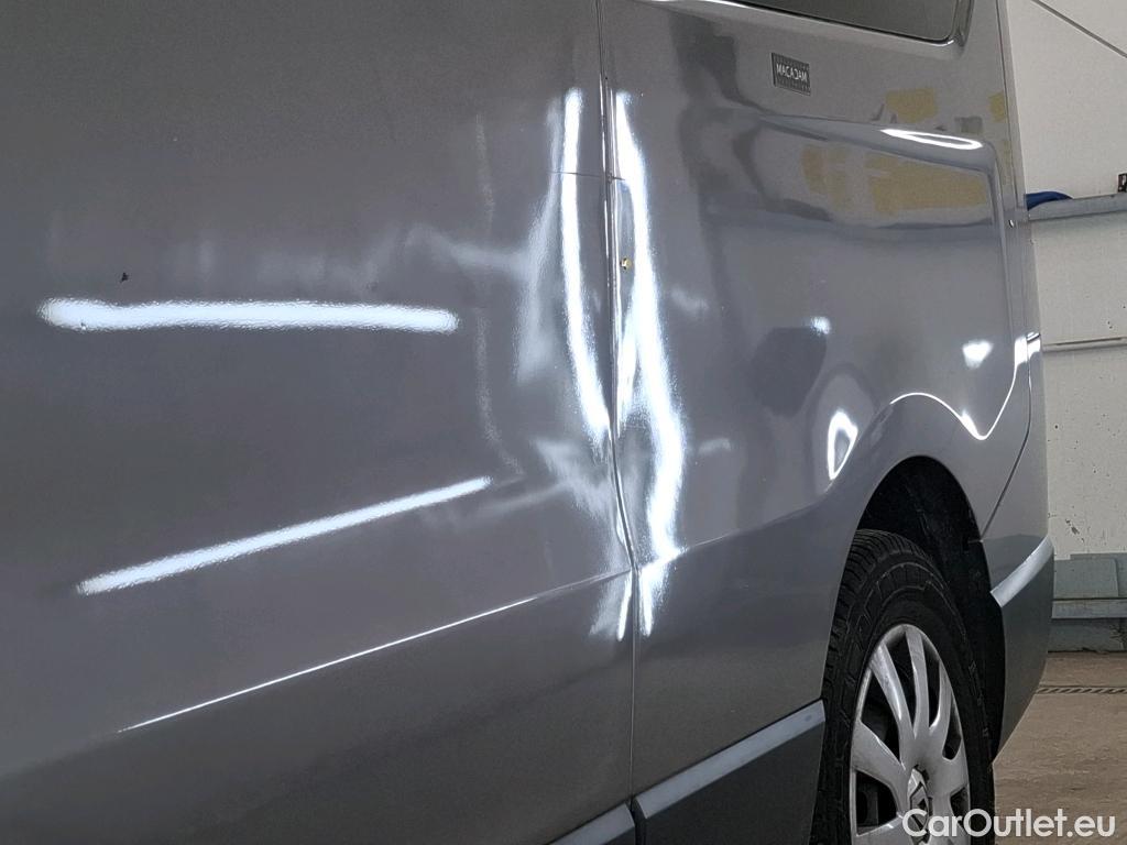  Renault  Trafic RENAULT  4p Combi Zen L2 Energy dCi 145 8 places #36