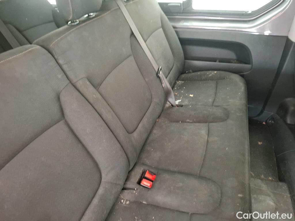  Renault  Trafic RENAULT  4p Combi Zen L2 Energy dCi 145 8 places #126