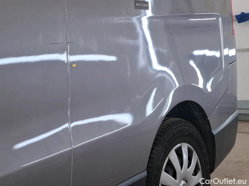  Renault  Trafic RENAULT  4p Combi Zen L2 Energy dCi 145 8 places #31
