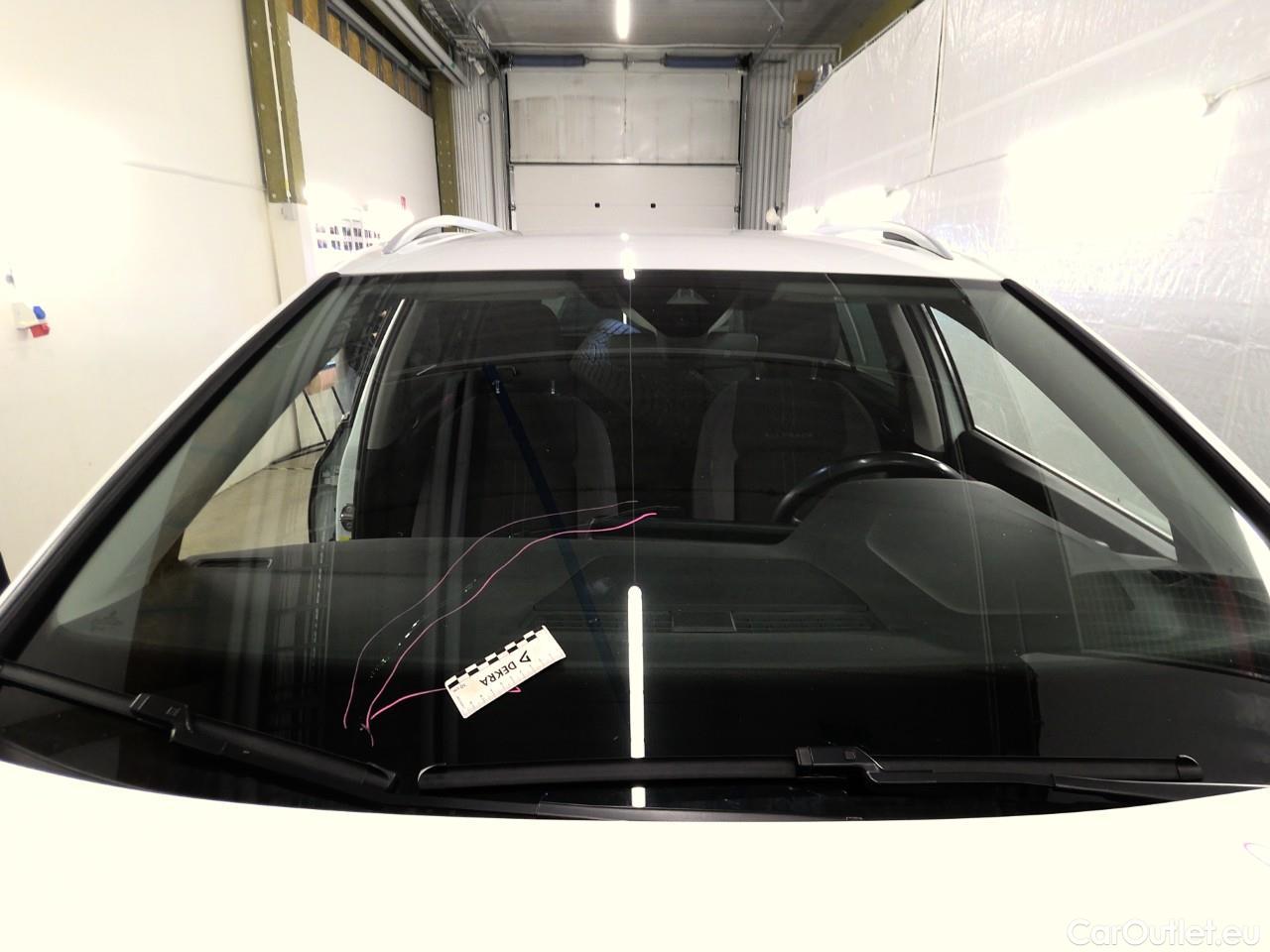  Volkswagen  Golf  Allt.TDI 200 Ed.X 4x4 Aut #21