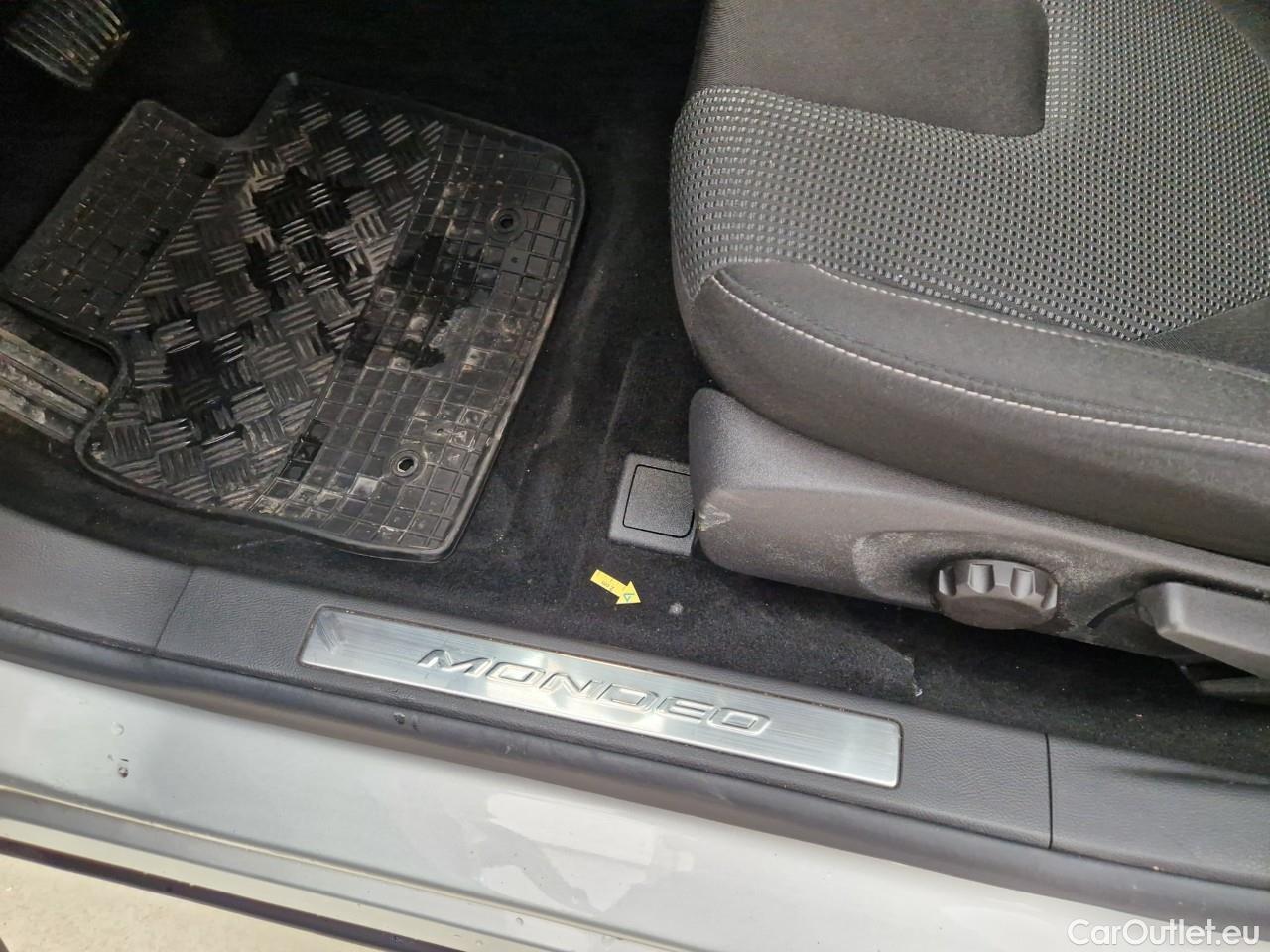  Ford  Mondeo 2.0 Titanium HEV AT 187HP #7
