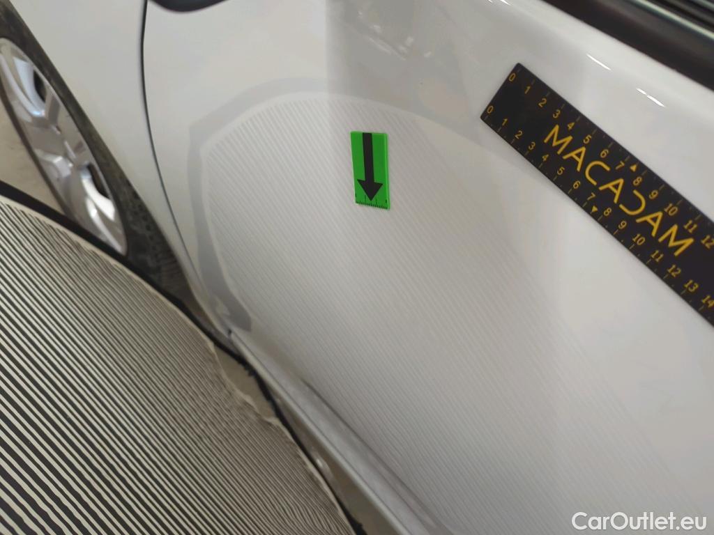  Dacia  Logan 0.9 TCe 90CP Laureate_Groupama #24