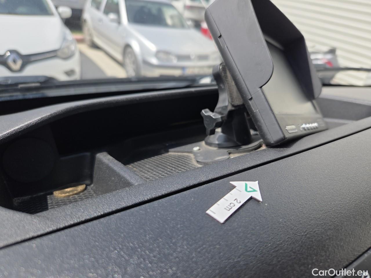  Iveco  Daily 2.3 35C14H 136HP 4x2 18mc #77