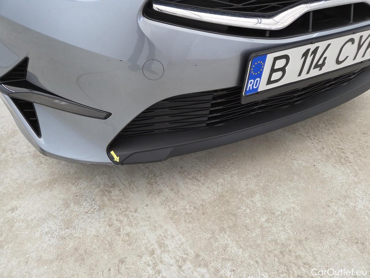  KIA  Cee'd 1.5 T-GDi Best 6MT #16