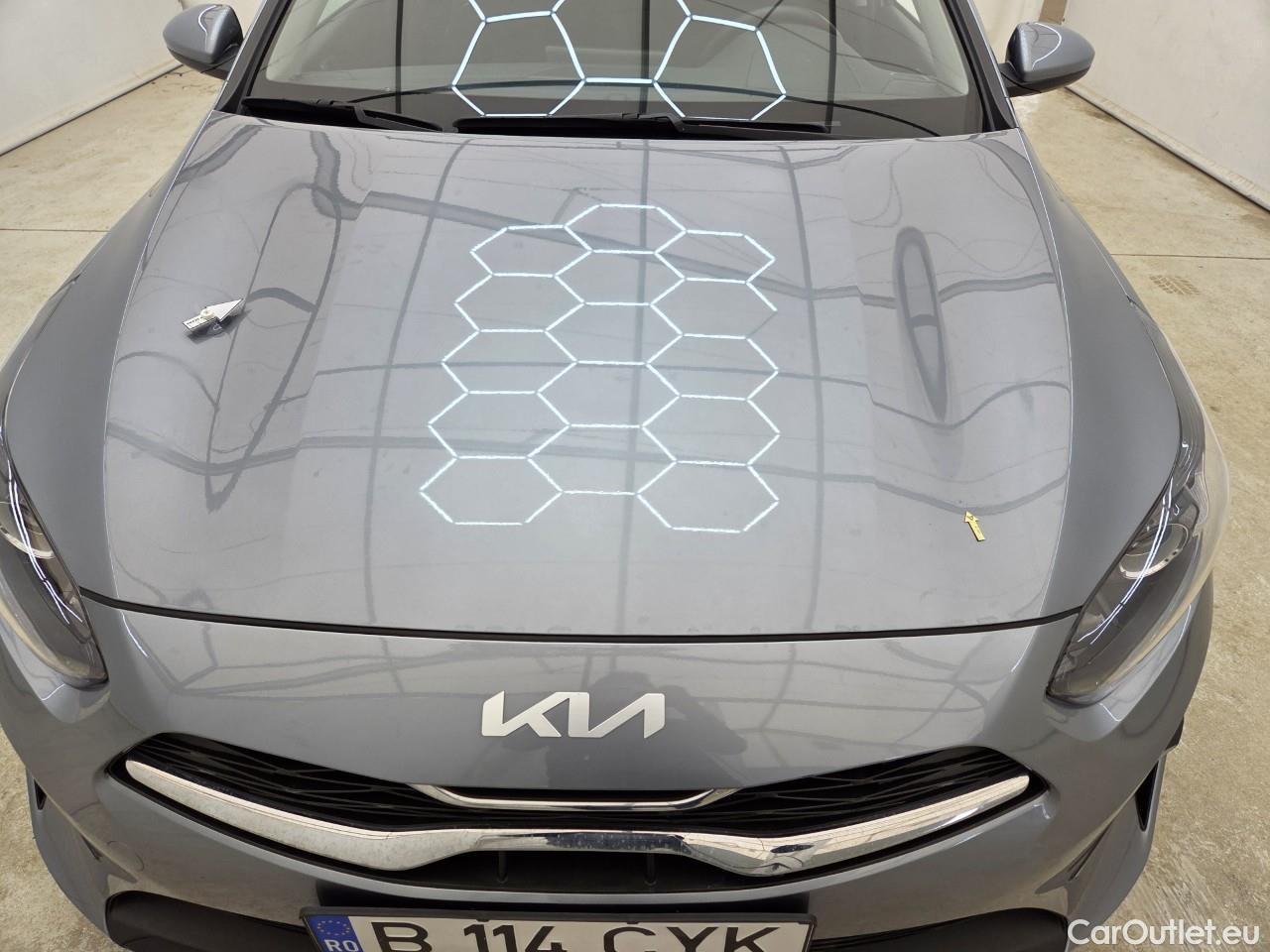  KIA  Cee'd 1.5 T-GDi Best 6MT #20