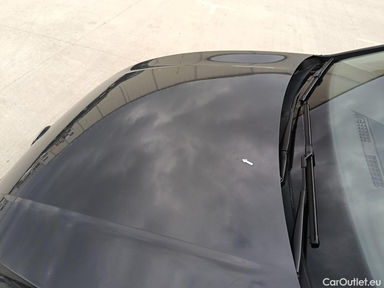  Volkswagen  Golf  Life 1.0 TSI #4