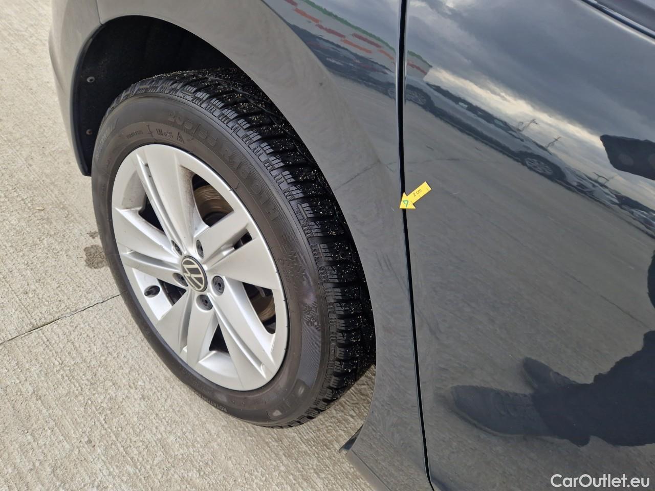  Volkswagen  Golf  Life 1.0 TSI #21