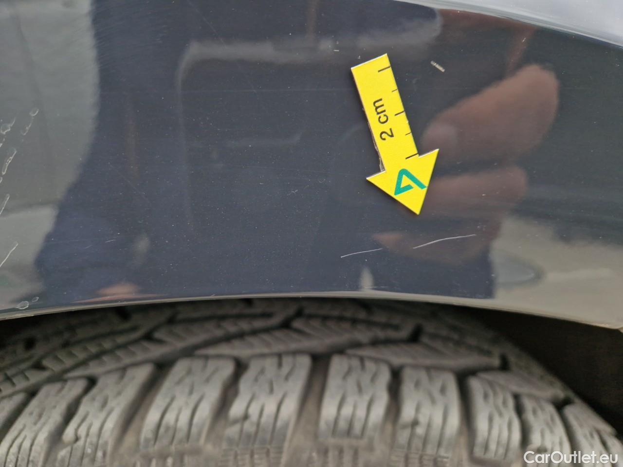  Volkswagen  Golf  Life 1.0 TSI #9