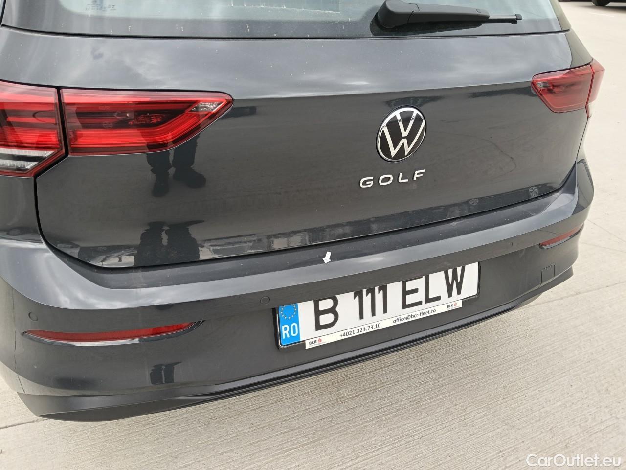 Volkswagen  Golf  Life 1.0 TSI #18