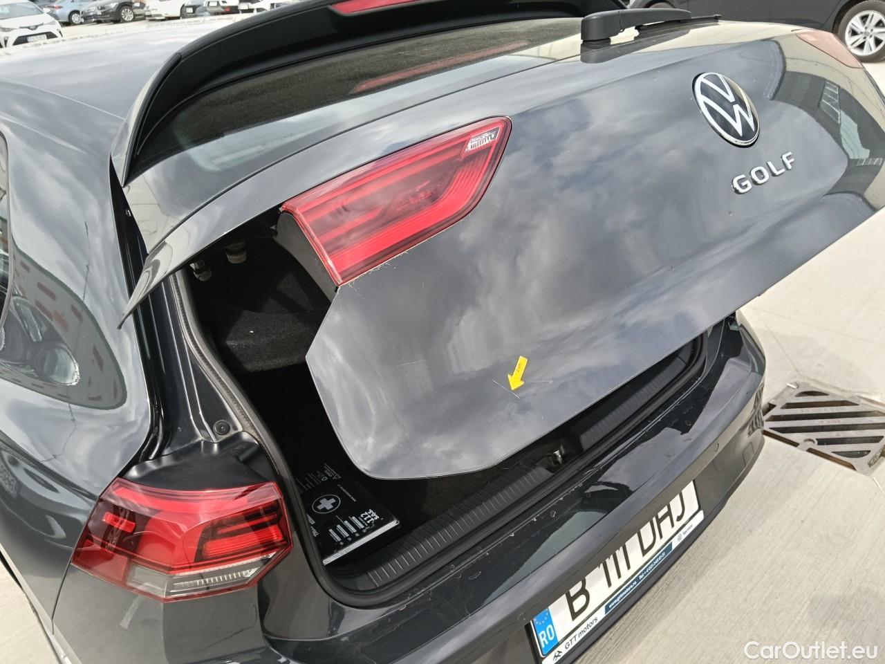  Volkswagen  Golf  Life 1.0 TSI #23