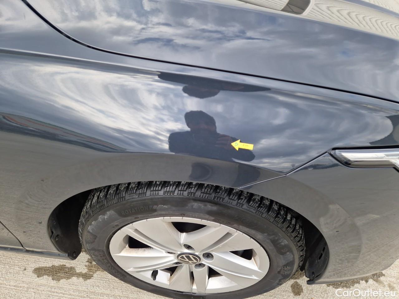  Volkswagen  Golf  Life 1.0 TSI #13