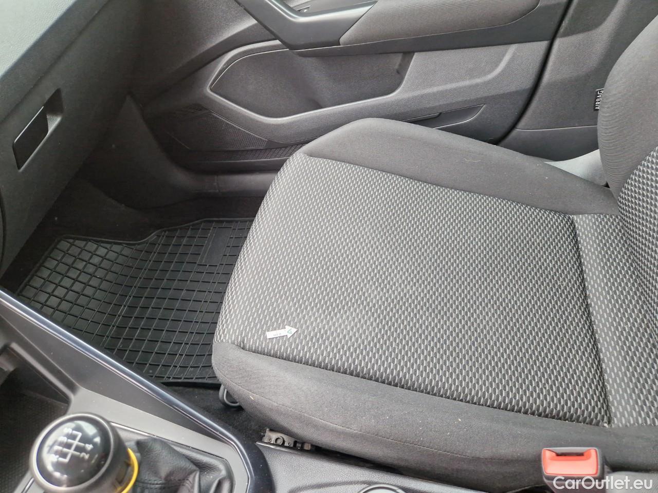  Volkswagen  Polo 1.0 80CP Trendline #37