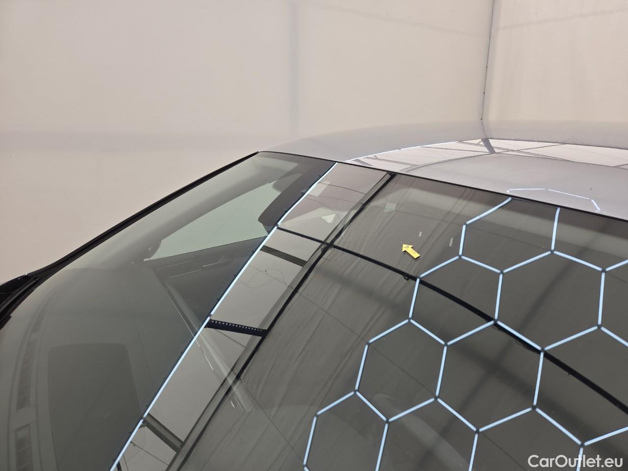  Volkswagen  Passat Comfortline 2.0 TDI DSG 150 CP #17