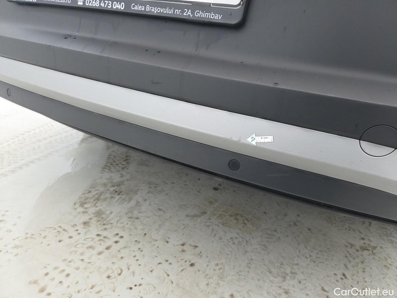  Volkswagen  ID.4  Pro Performance #19