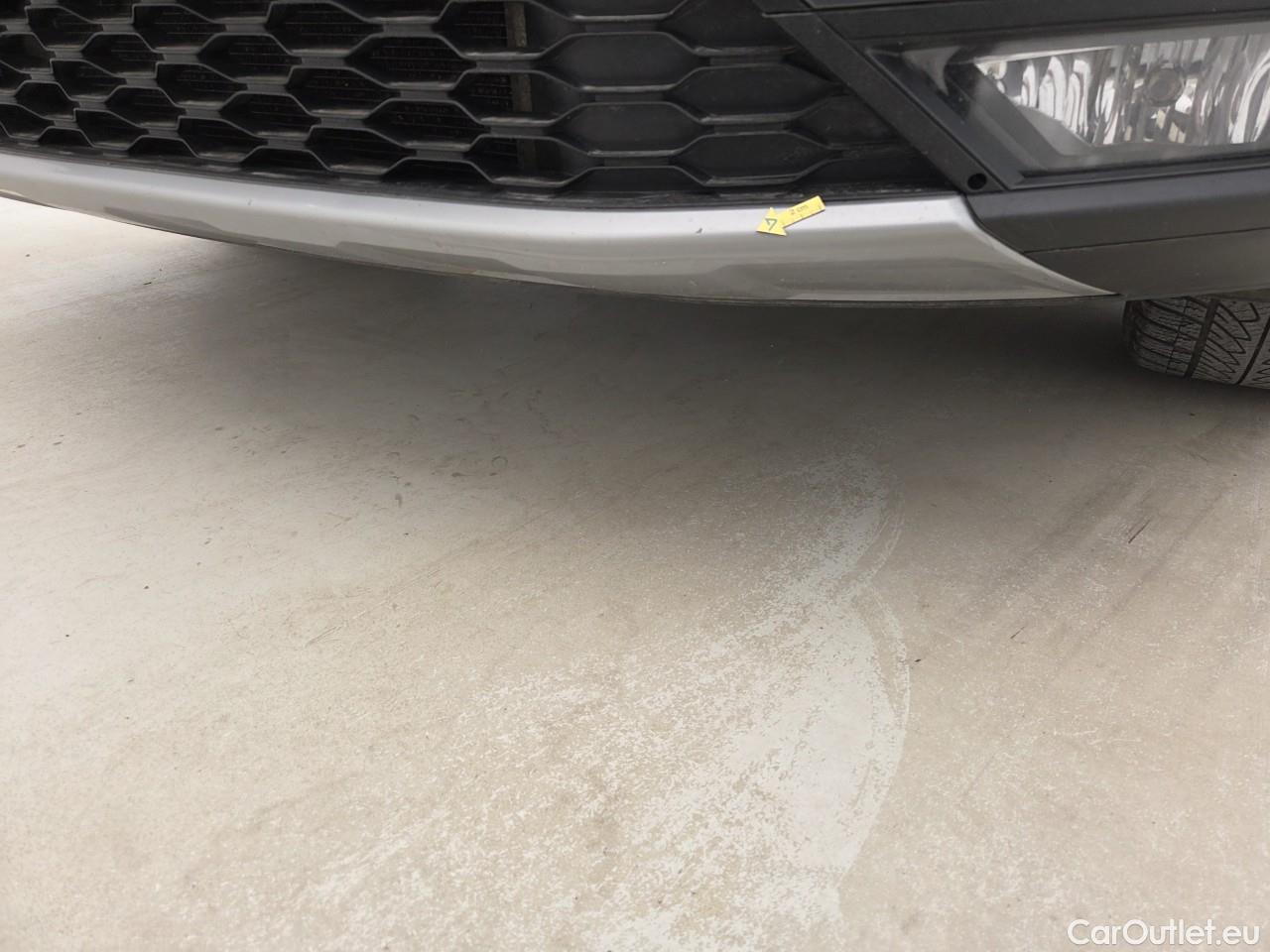  Volkswagen  T-ROC Design 1.5 TSI DSG #9