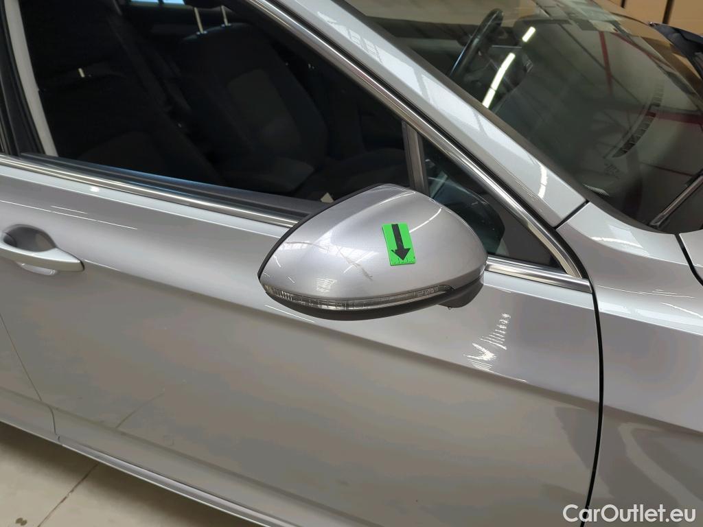  Volkswagen  Passat Var.Comf.1.5 TSI ACT DSG 150 CP #33