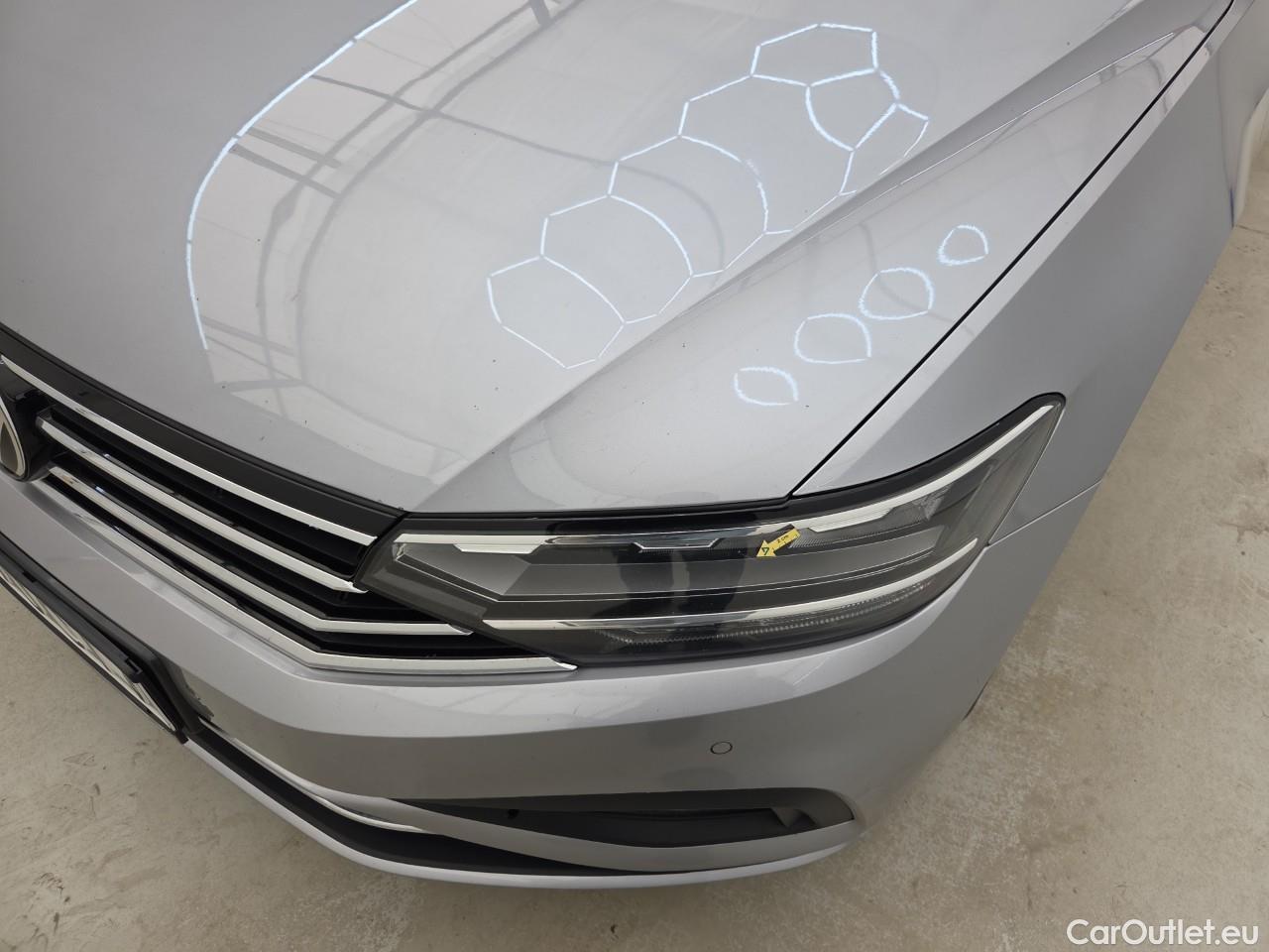  Volkswagen  Passat Comfortline 2.0 TDI DSG 150 CP #14