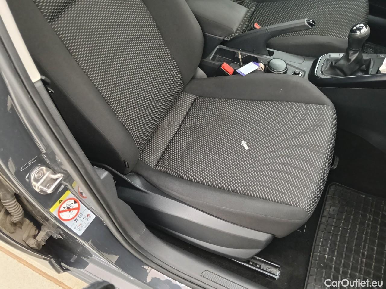  Volkswagen  Polo 1.0 80CP Trendline #10