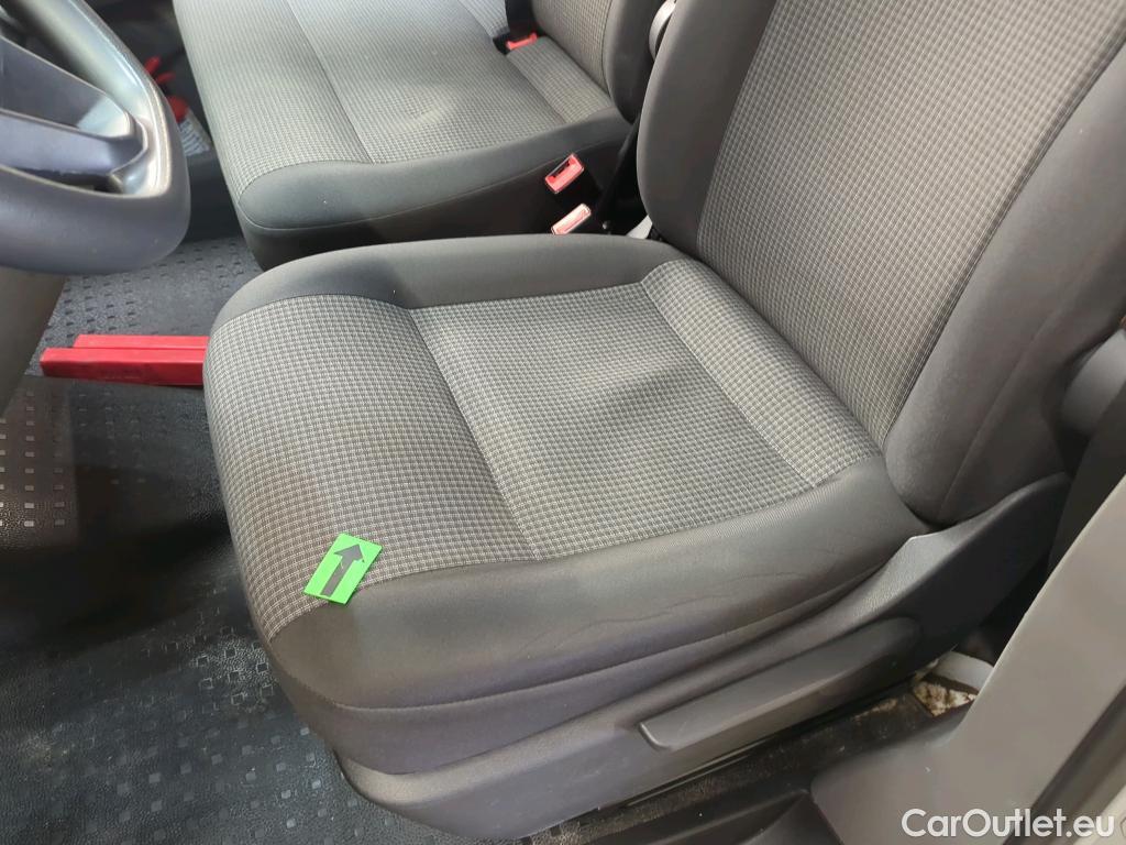  Volkswagen  Transporter KR 2.0 TDI 81KW #37